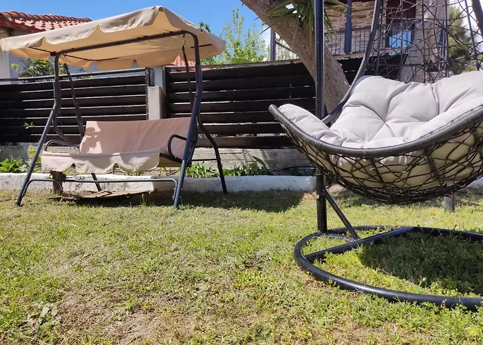 Elina House And Garden