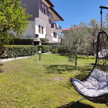 Elina House And Garden Tatil Evi