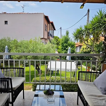 Elina House And Garden *