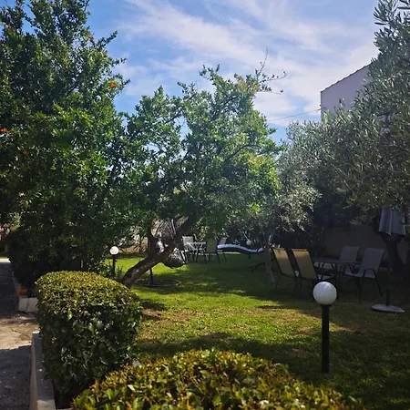 Elina House&garden